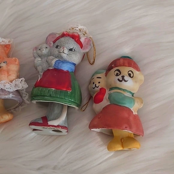 Vintage 70s Jasco Taiwan Porcelain Caring Critters Chimers Ornament Set of Four - Picture 13 of 16